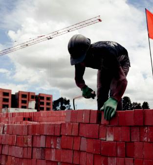 El presidente Juan Manuel Santos afirmó que este martes expedirá un decreto para escoger la terna de la que saldrá el nuevo fiscal general, que reemplazará a Eduardo Montealegre.