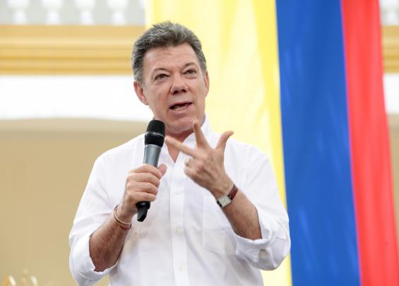 Presidente Santos rueda de Prensa
