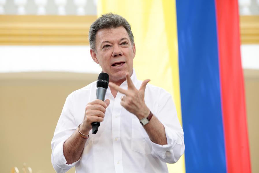 Presidente Santos rueda de Prensa