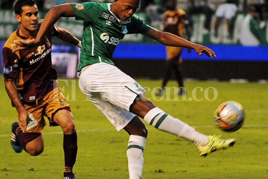 Hárold Preciado, delantero del Deportivo Cali, estará fuera de las canchas tres semanas